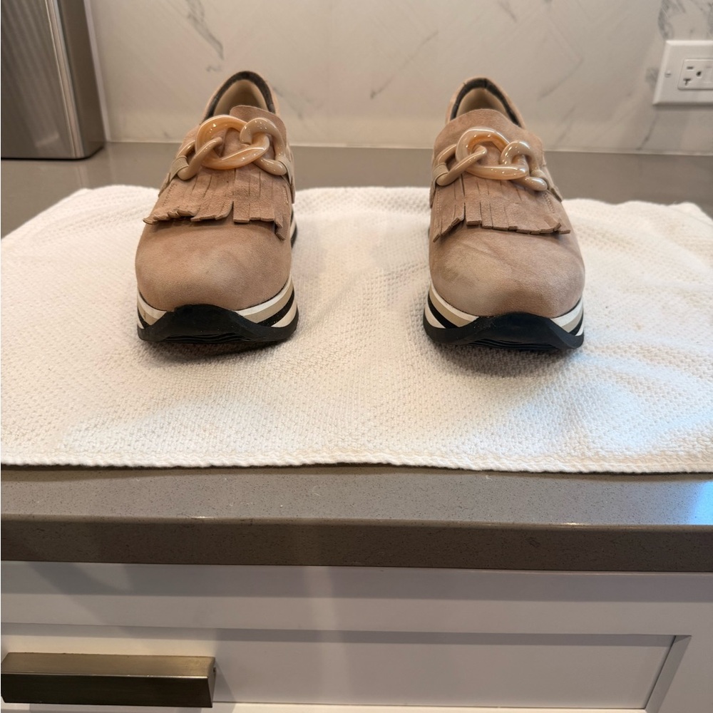 Softwaves Cadie Tan slip-on platform sneaker w/ Fringe & Chain Detail